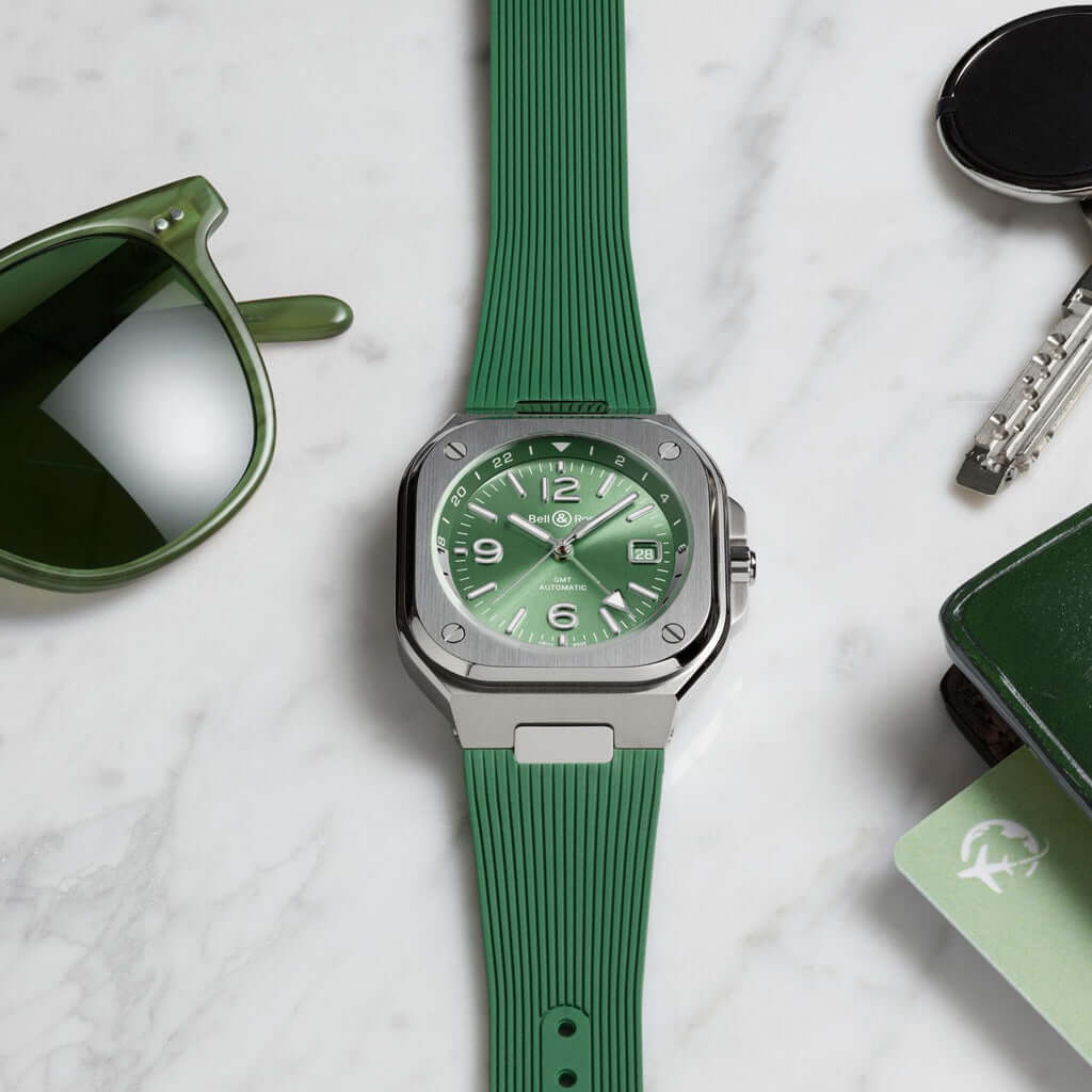 BR-05 GMT GREEN travels in Style
