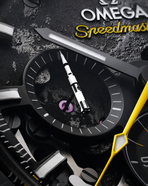 Omega Speedmaster Dark Side Apollo 8 310.92.44.50.01.001