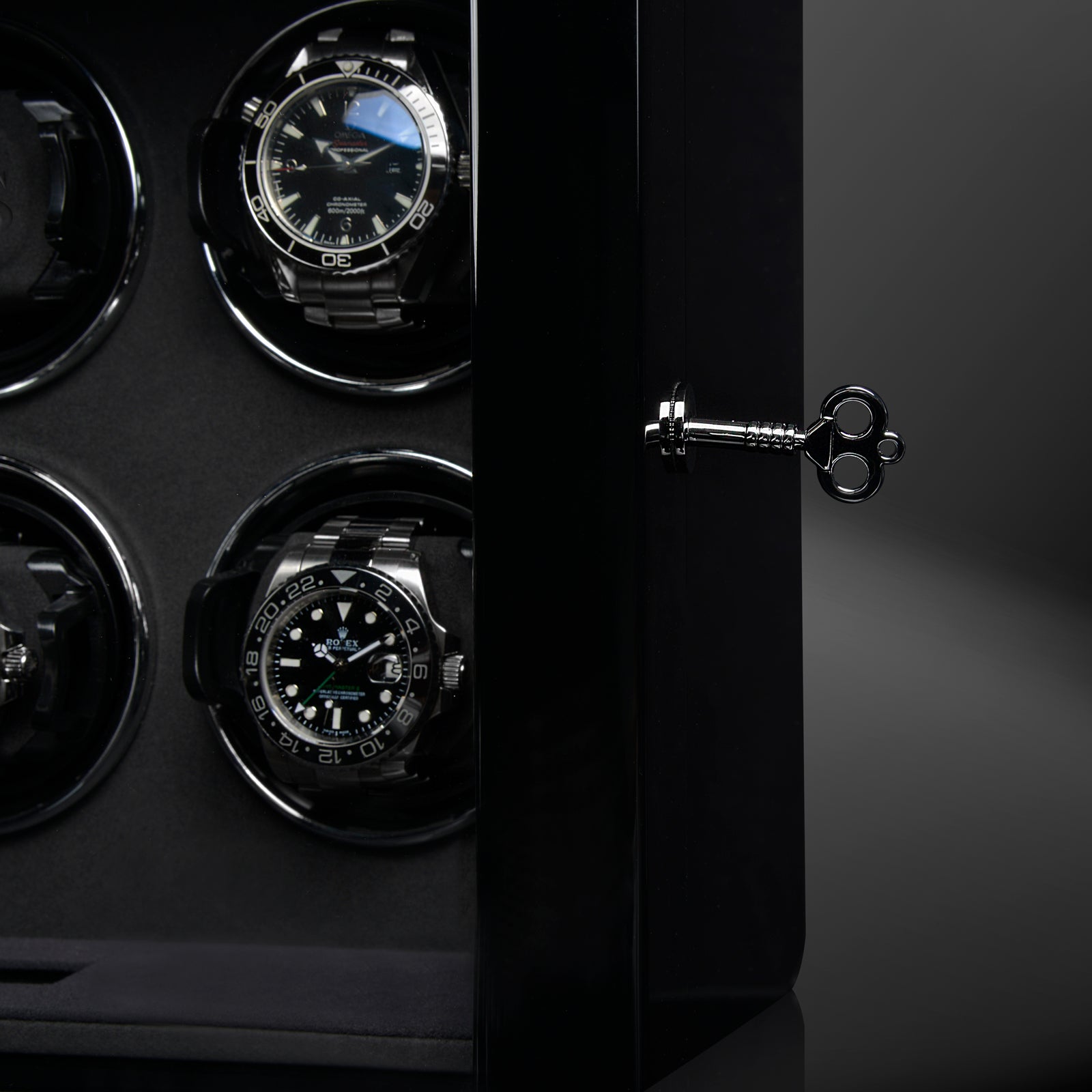 Watch Master 6 Black & Carbon