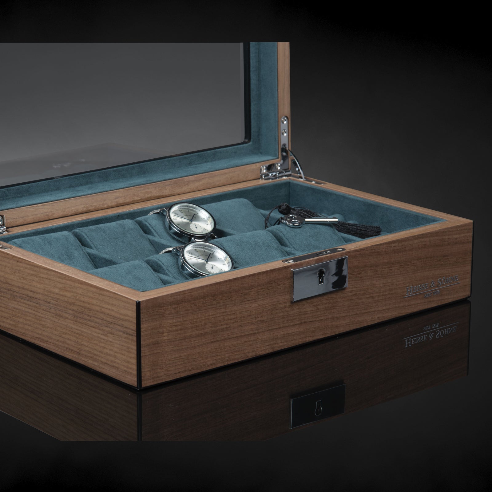 Borneaux 8+ Watches Walnut Box