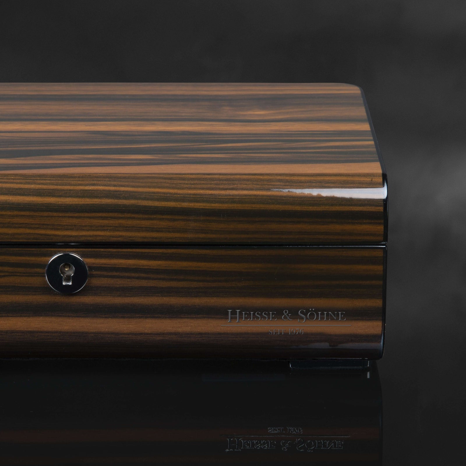 Phoenix 6+ Watches Wood Box