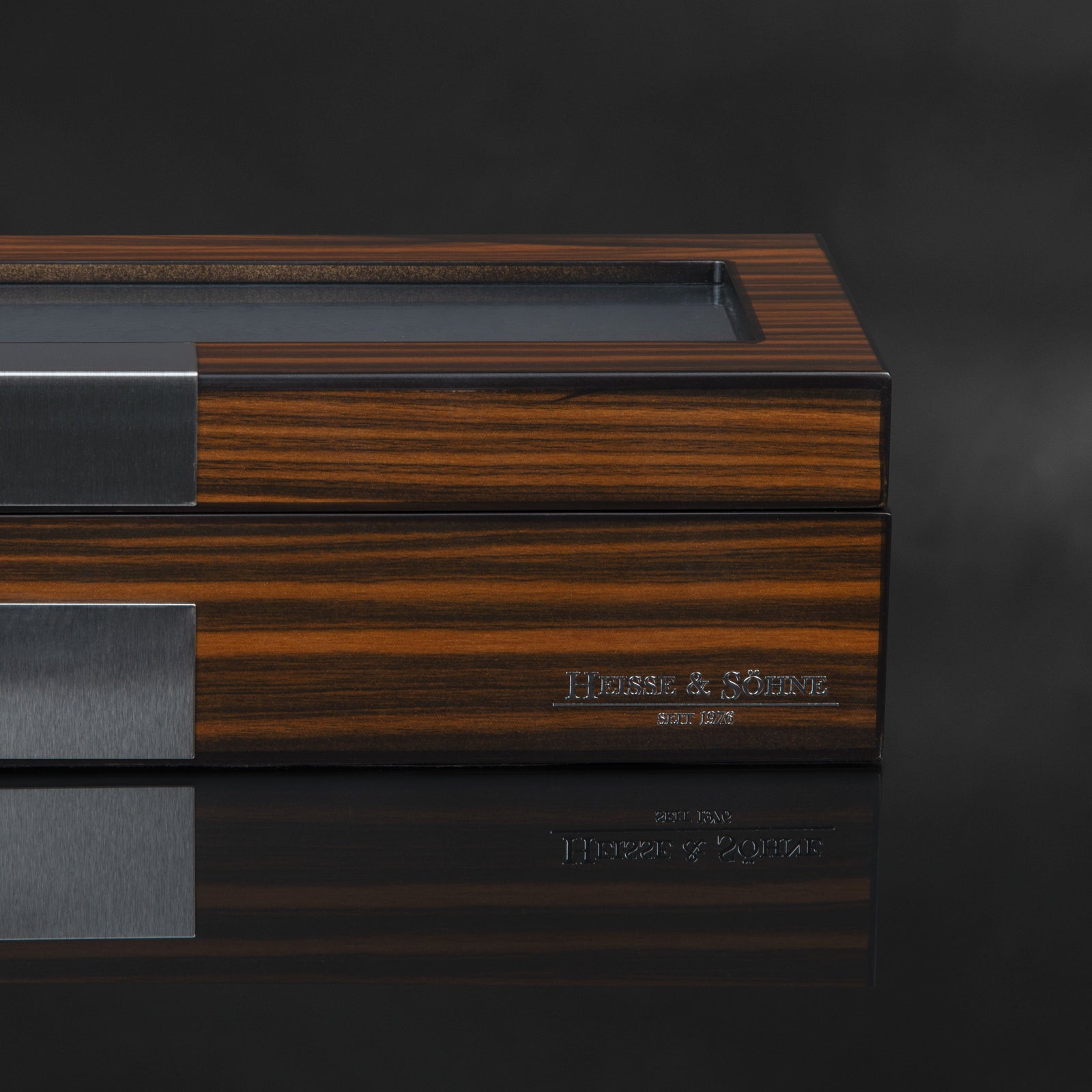 Vegas 6 Watches Wood Box