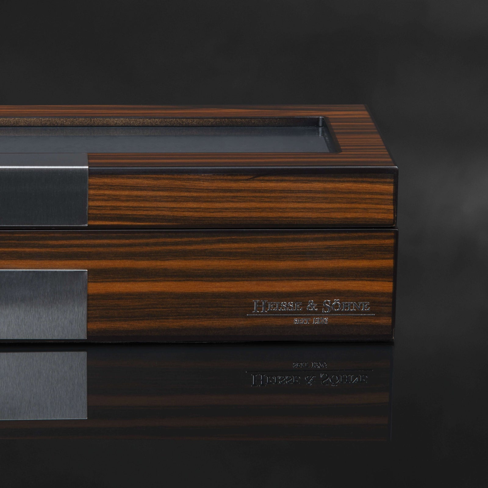 Vegas 6 Watches Wood Box
