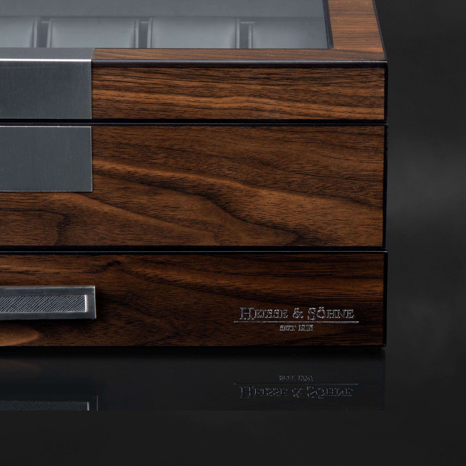 Vegas 12+ Watches Wood Box