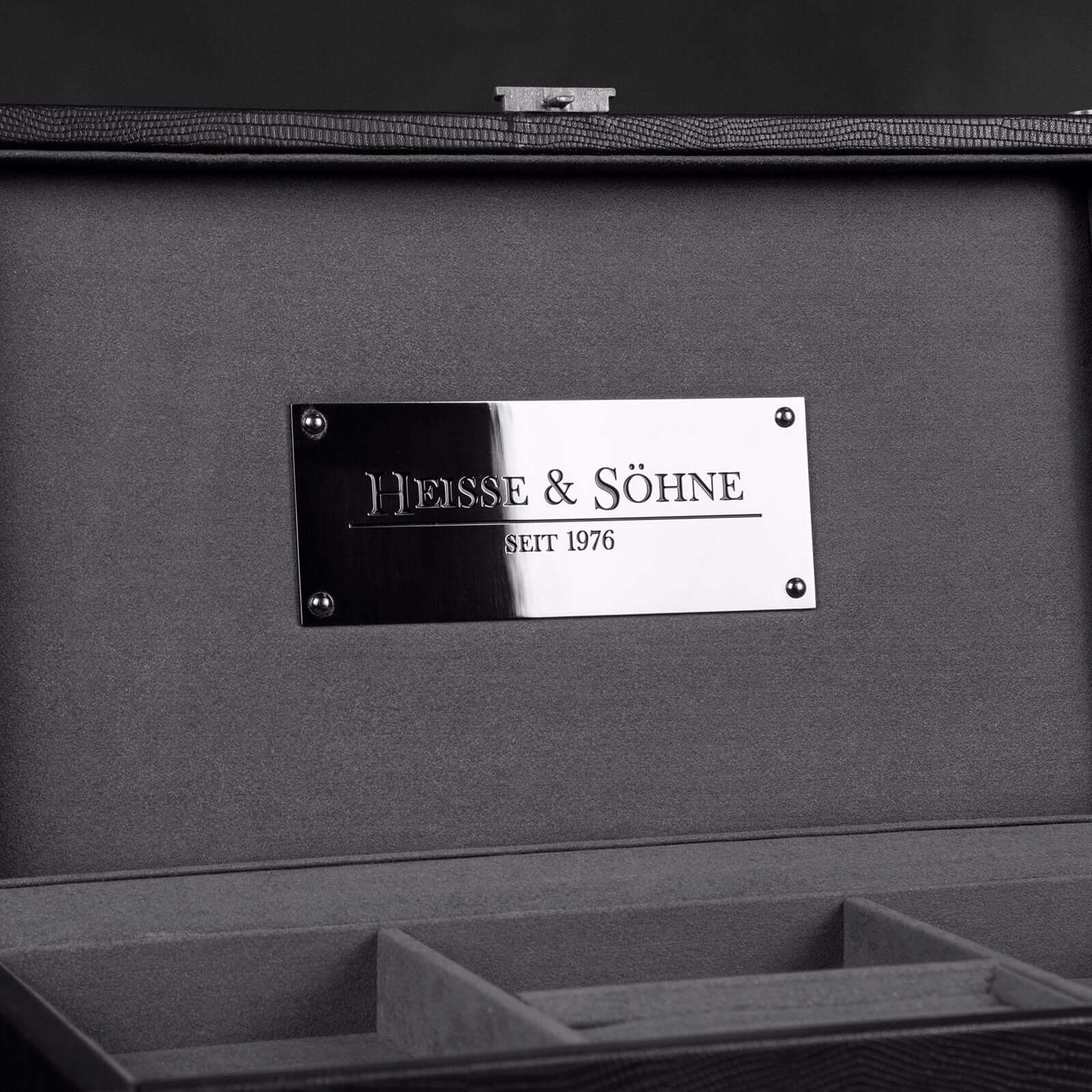 Verne Black 3 Watches