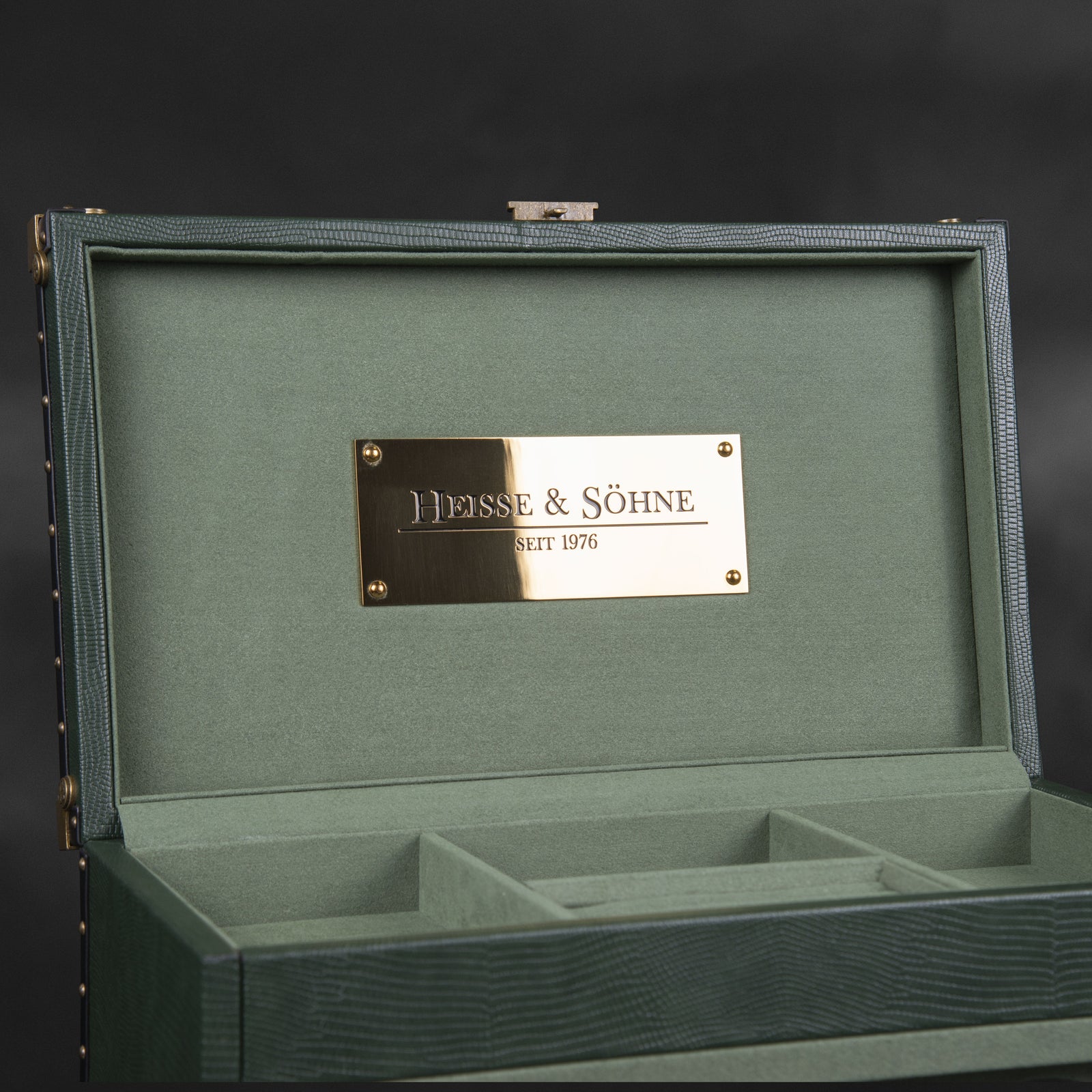 Verne Green 3 Watches