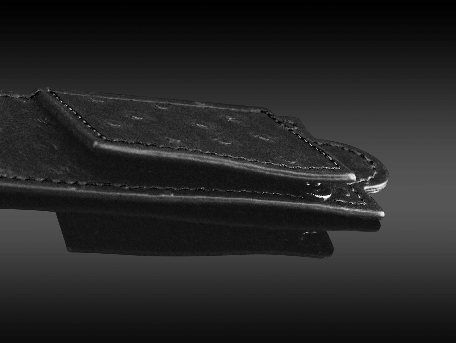 Mondo Ostrich Black