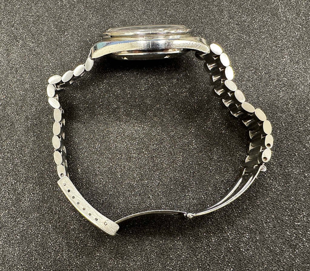 Omega Speedmaster Pre-Moon Caiber 321 / Bandiera Jewellers