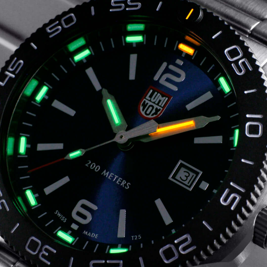 Pacific Diver, 44MM - 3123