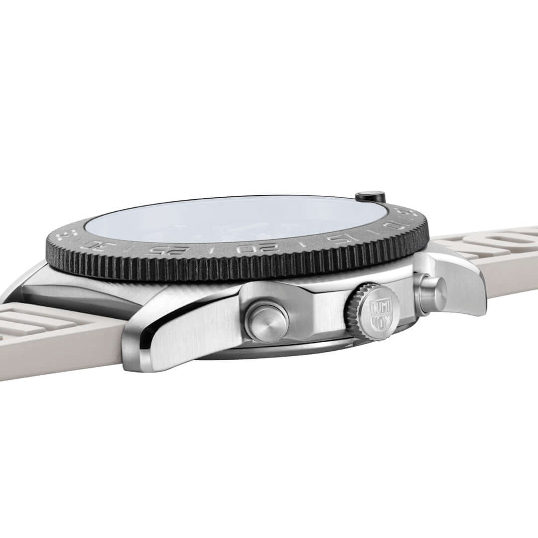 Pacific Diver Chronograph, 44MM - 3141