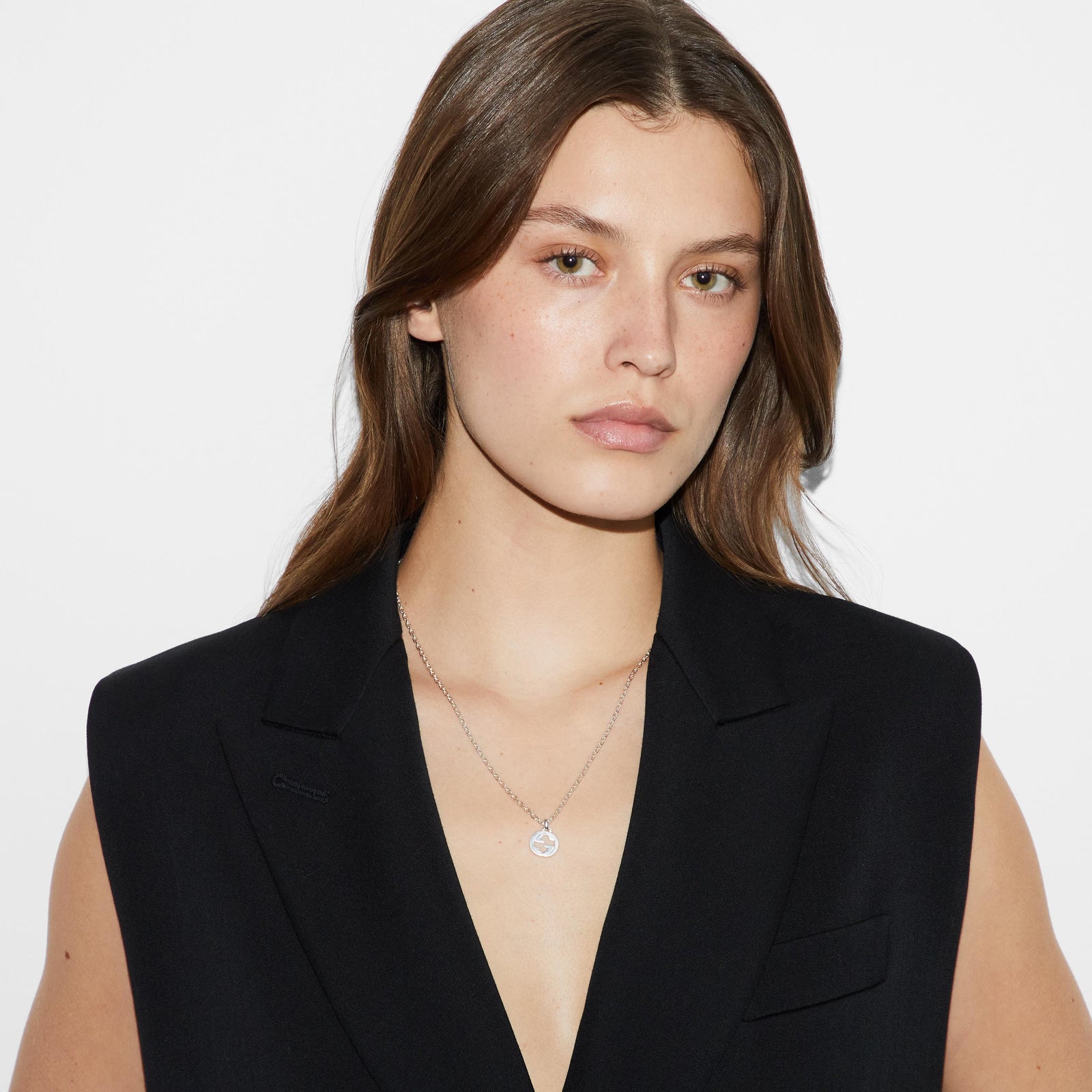 GUCCI Interlocking Silver Necklace YBB79635500100