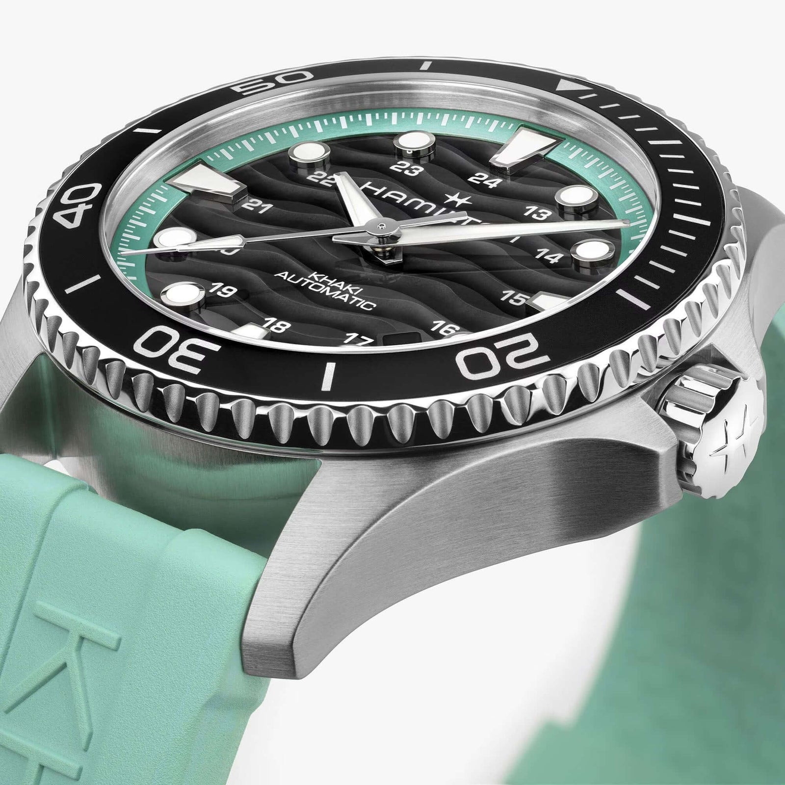 Hamilton Khaki Navy Scuba H82415331