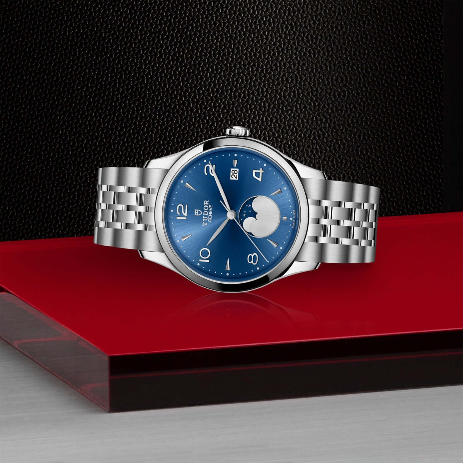 Tudor 1926 Luna M91560-0002 Bandiera Jewellers