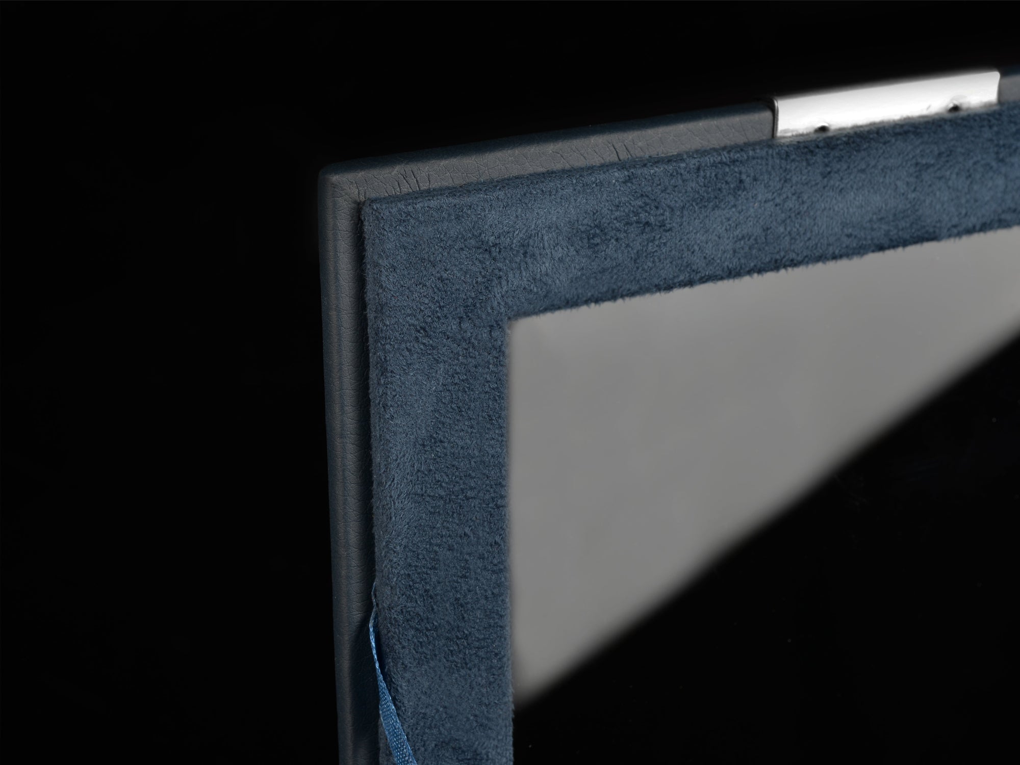 Mirage Watch Box L Blue 6 - Top Part