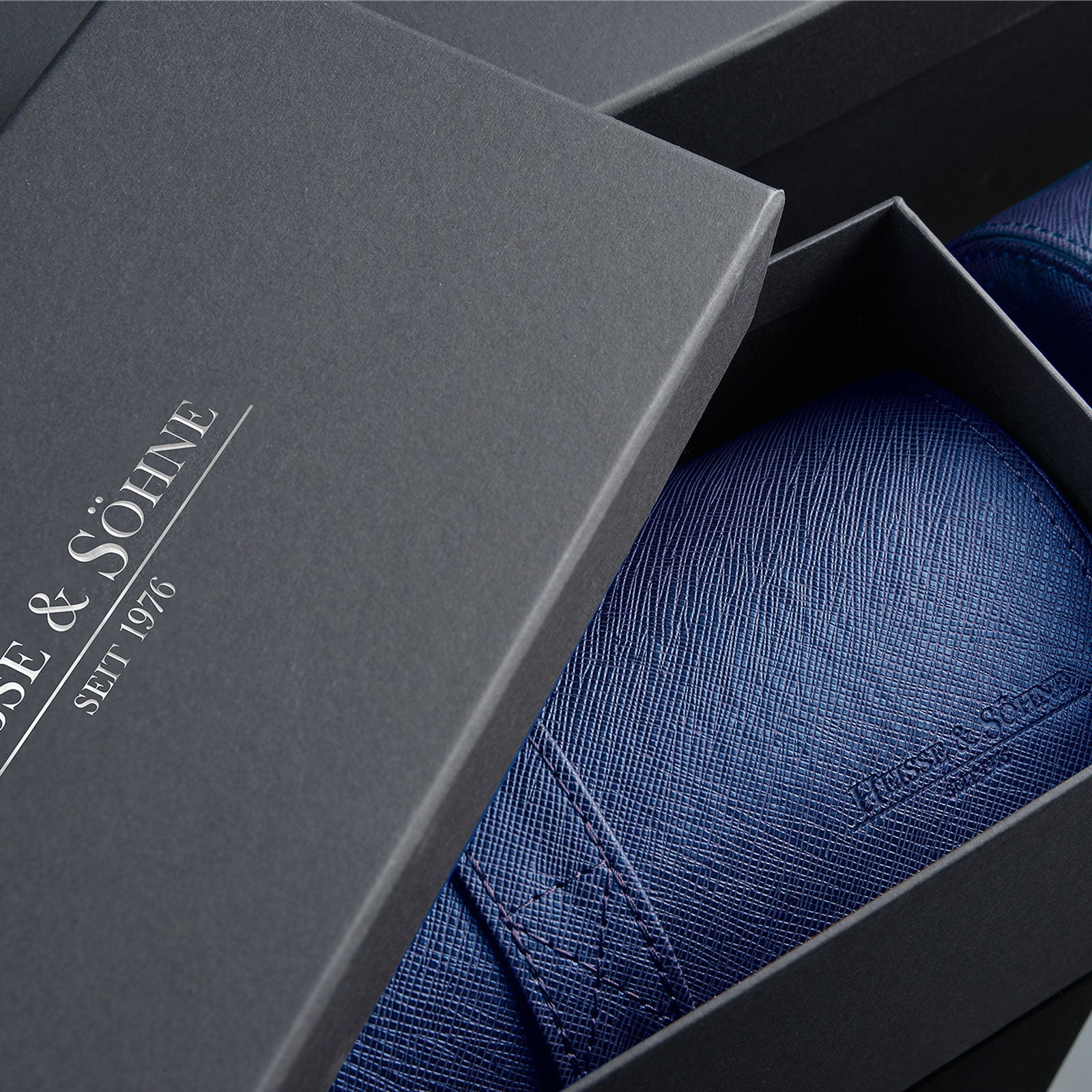 Rondo 5 Watch Roll Blue