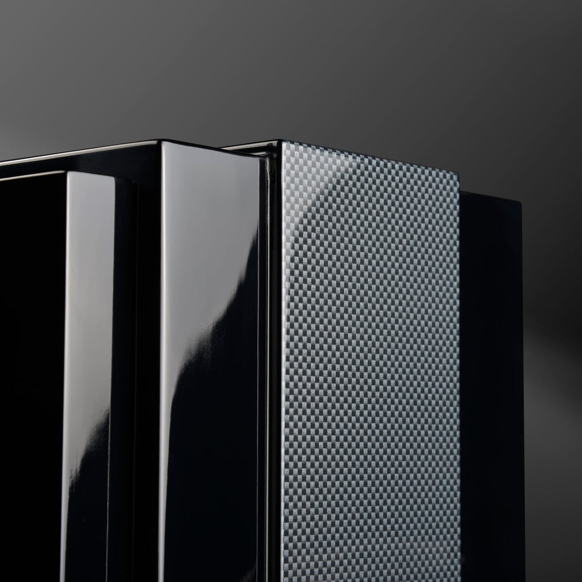 Watch Master 6 Black & Carbon