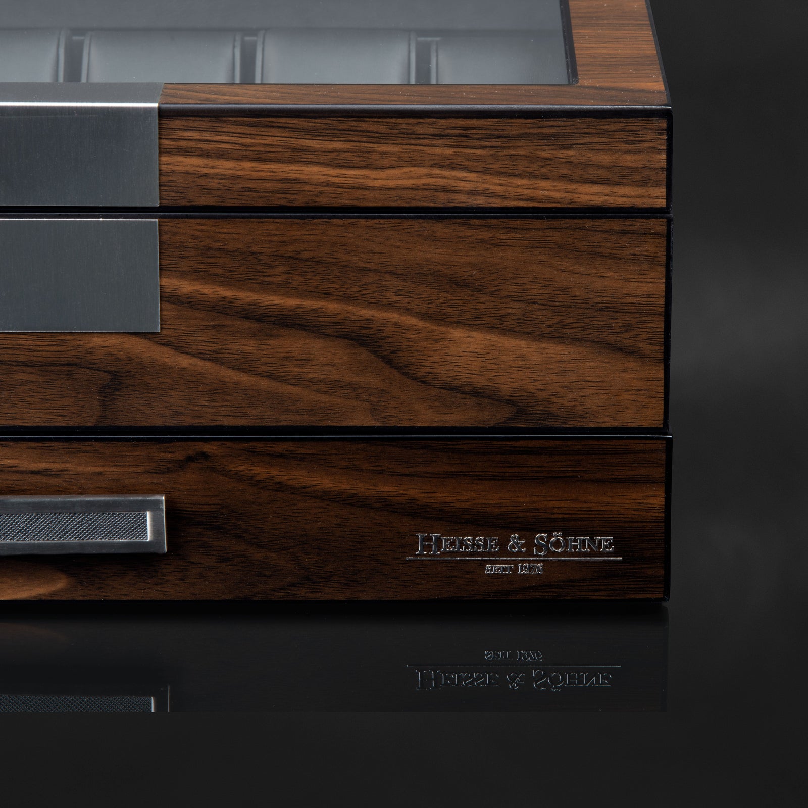 Vegas 12+ Watches Wood Box