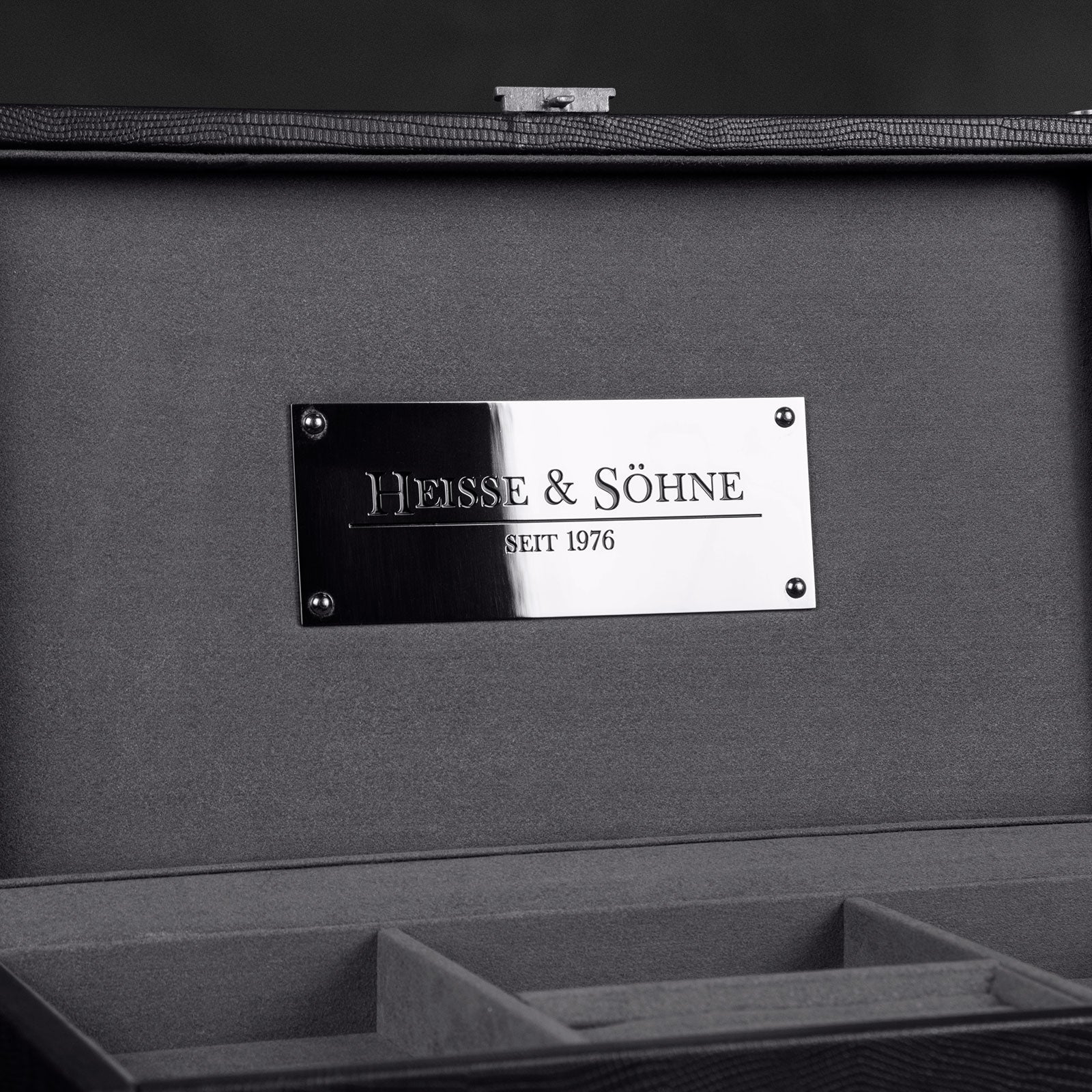 Verne Black 3 Watches