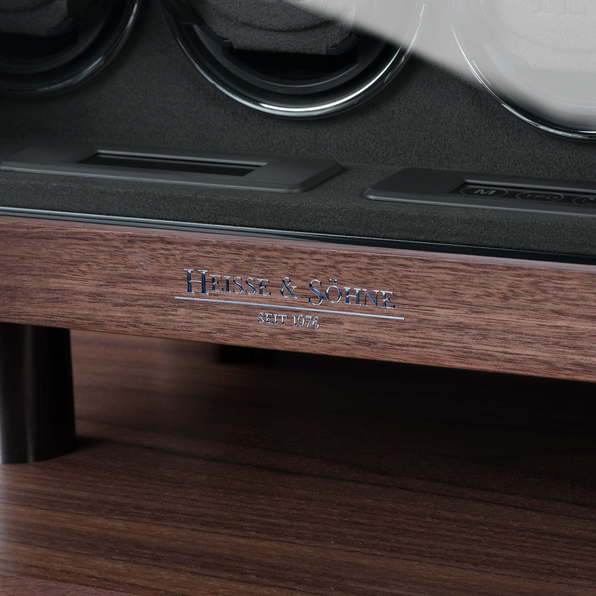 Collector New York Black 8 Watches