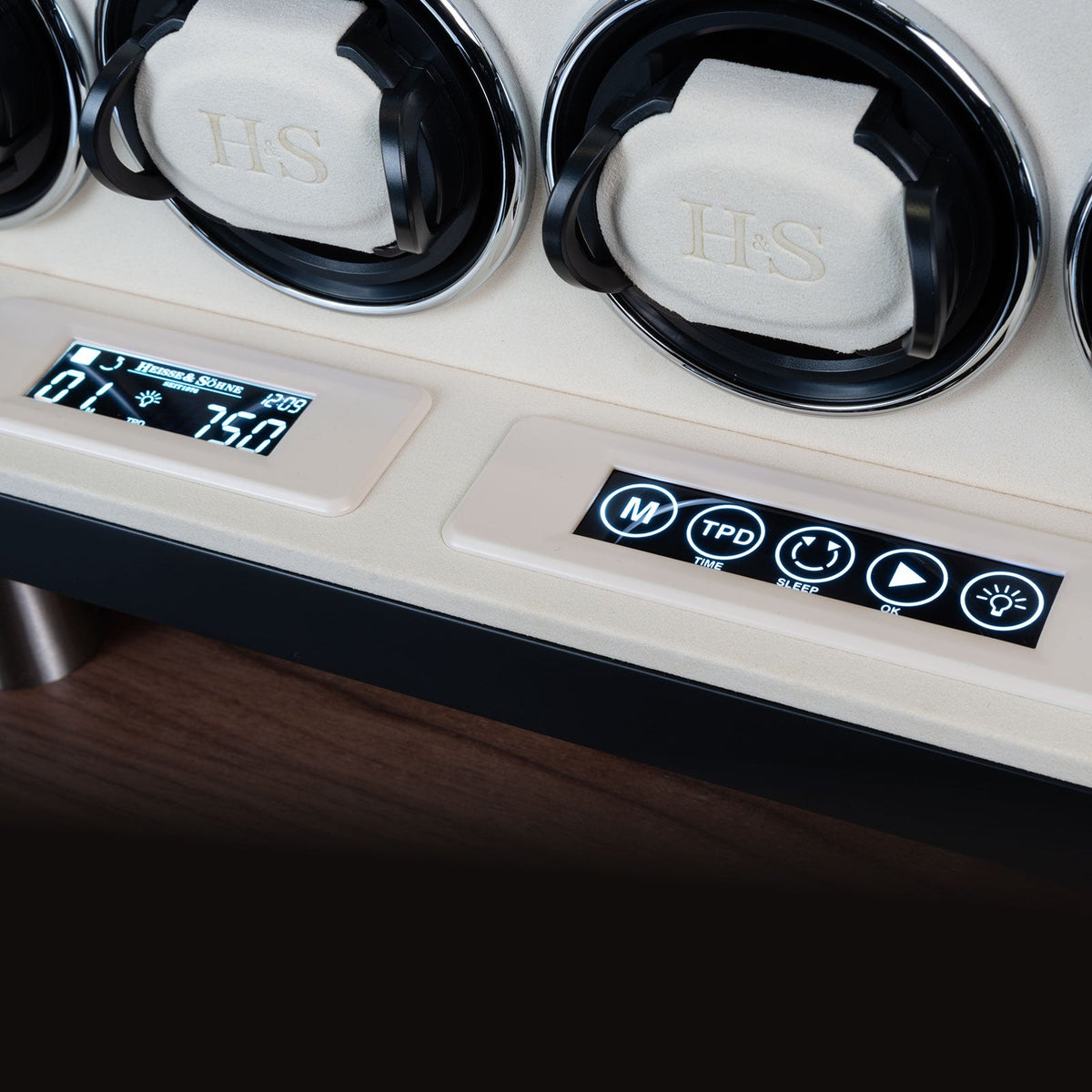 Collector New York Black and Cream 8 Watches