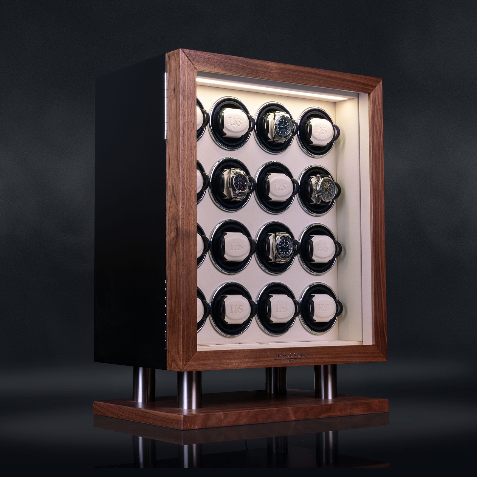 Collector New York Black and Cream 16 Watches