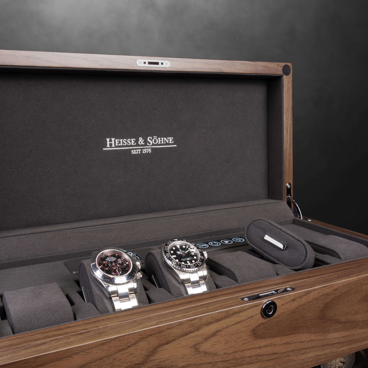 Denver Walnut 8 Watches