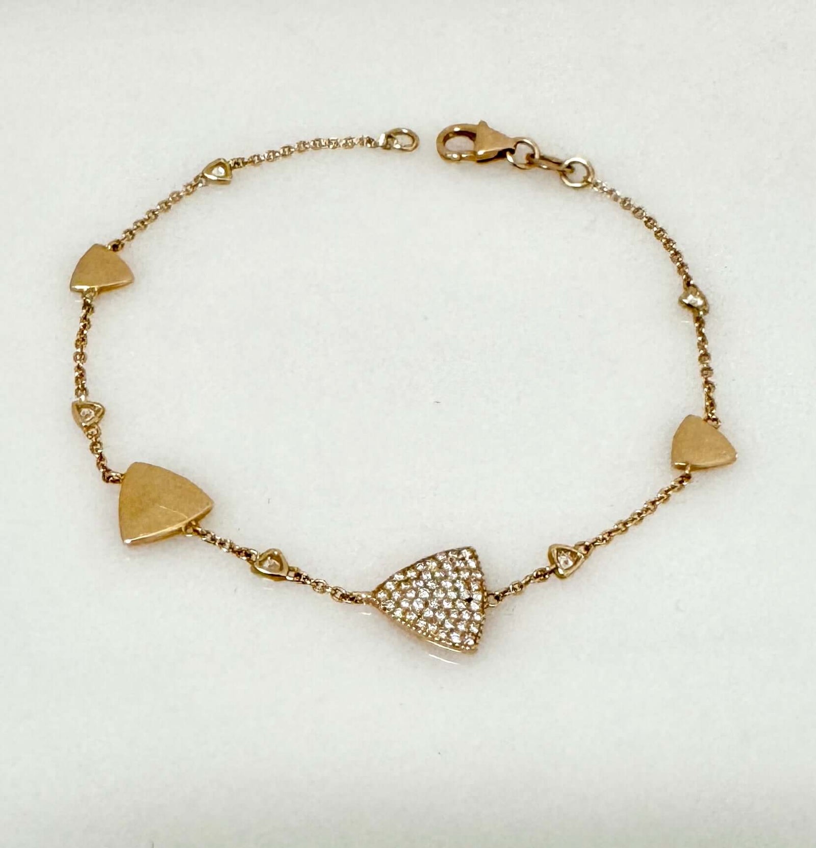 Bandiera Jewellers Diamond Bracelet YG BJB-00001