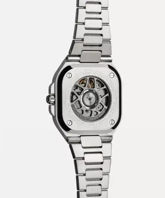 Silver watch with a detailed face on a white background

Bell & Ross BR-05 Black Steel BR05A-BL-ST/SST Bandiera Jewellers