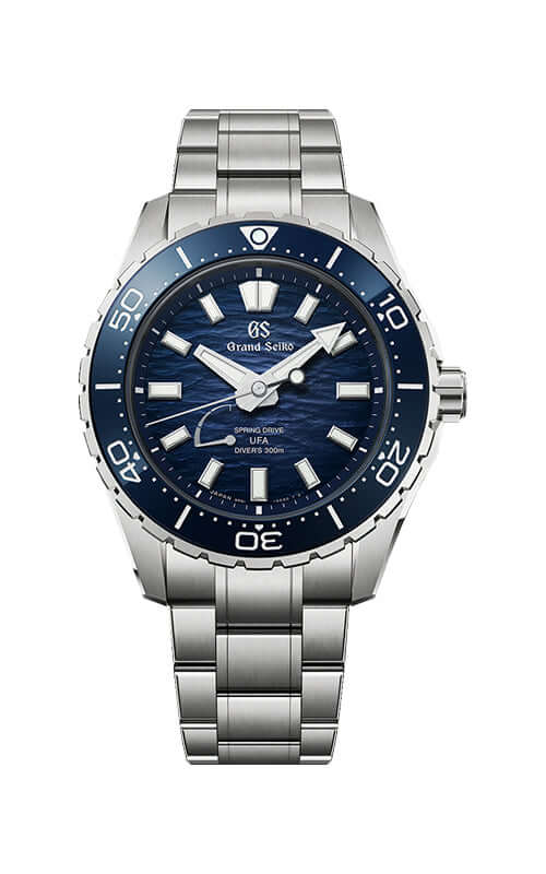 Silver watch with blue dial on a white background

Grand Seiko&nbsp;Evolution 9 Collection Spring Drive U.F.A. Ushio 300 Diver SLGB023 Bandiera Jewellers