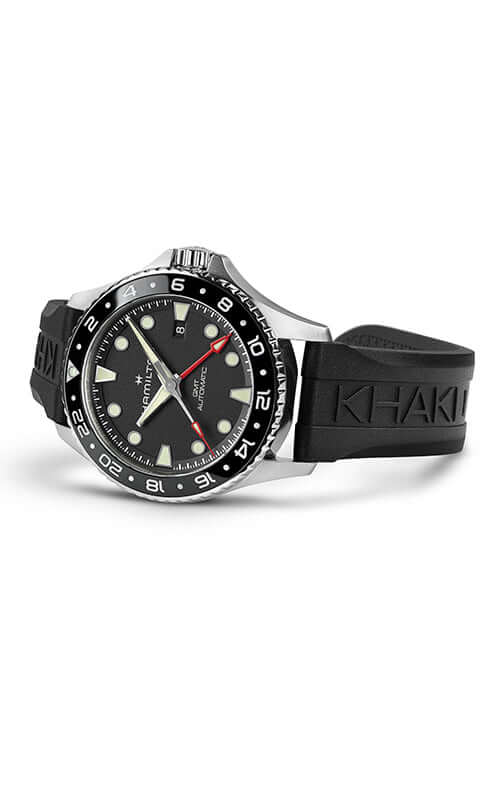 Black wristwatch with a white dial on a white background

Hamilton Khaki Navy Scuba GMT H82555330 / Bandiera Jewellers