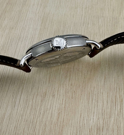 H. Moser & Cie Heritage Centre Seconds 8200-1201