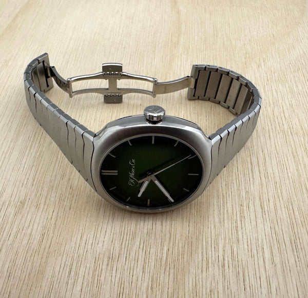 H. Moser & Cie. シルバー掛け時計 IMG_12352_600x.jpg?v=1741793507