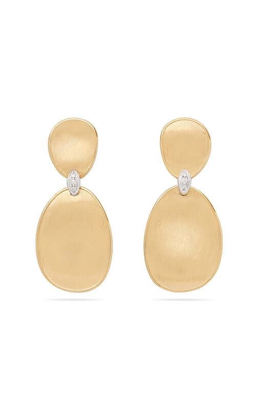 Gold earrings with oval shapes on a white background

Marco Bicego Lunaria Twist Earrings OB1460_B_YW Bandiera Jewellers