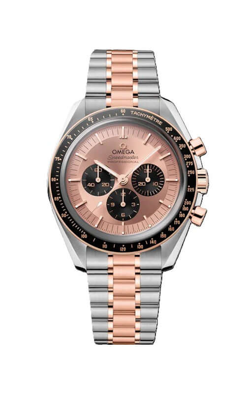 Two-tone Omega watch with rose gold and silver band on white background

Omega Speedmaster Moonwatch Master Chronometer Chronograph 310.20.42.50.99.001 Bandiera Jewellers