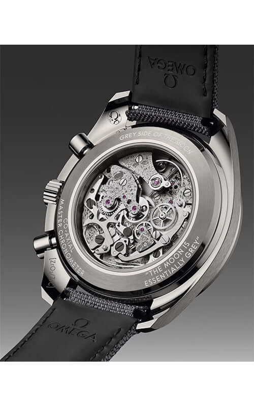 Omega watch back with mechanical movement on a black strap

Omega Speedmaster Dark Side of the Moon 310.92.44.50.06.001 Bandiera Jewellers