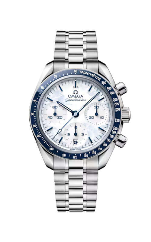 Silver Omega watch with a white face on a white background

Omega Speedmaster Milano Cortina 522.30.38.50.04.001 Bandiera Jewellers