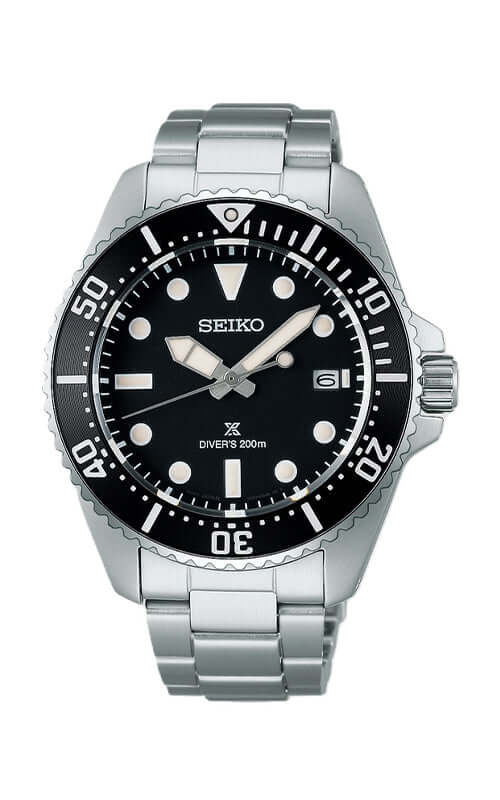 Seiko diver's watch with black dial and silver metal bracelet on a white background

Seiko Prospex Solar Diver's Watch SNE597P1 Bandiera Jewellers