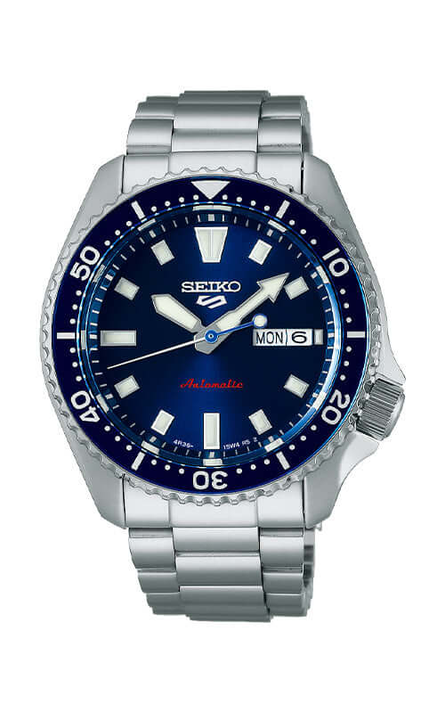 Seiko watch with blue face and silver metal strap on a white background

Seiko 5 Sports SKX Series SRPL83K1J Bandiera Jewellers