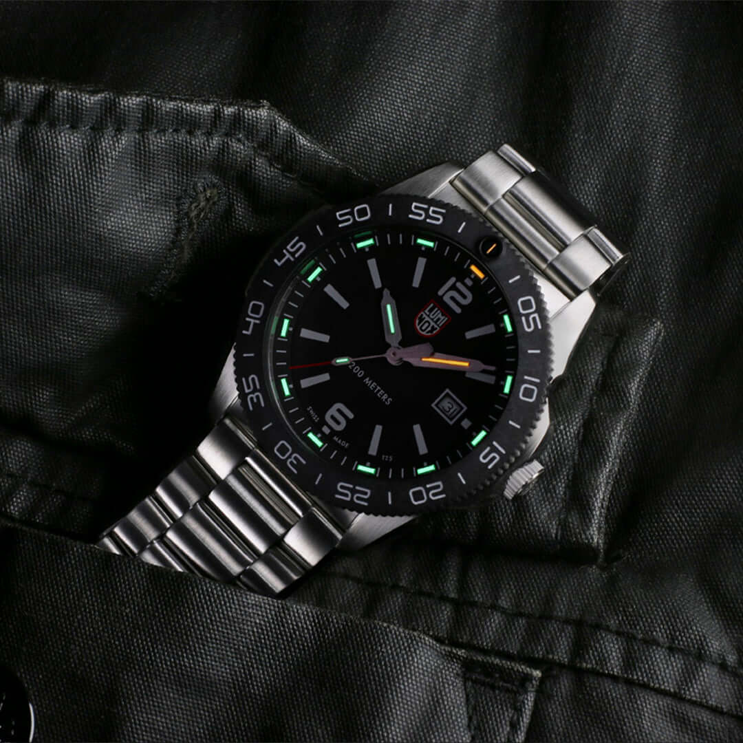 Pacific Diver, 44MM - 3122
