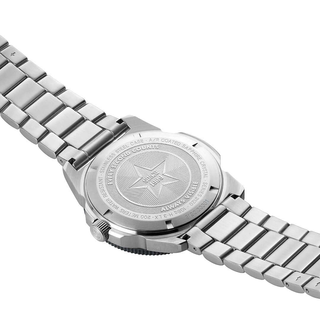 Pacific Diver, 44MM - 3123