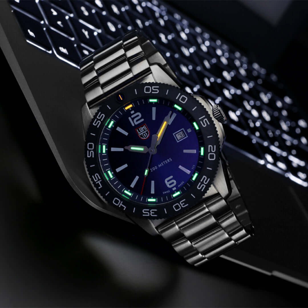 Pacific Diver, 44MM - 3123