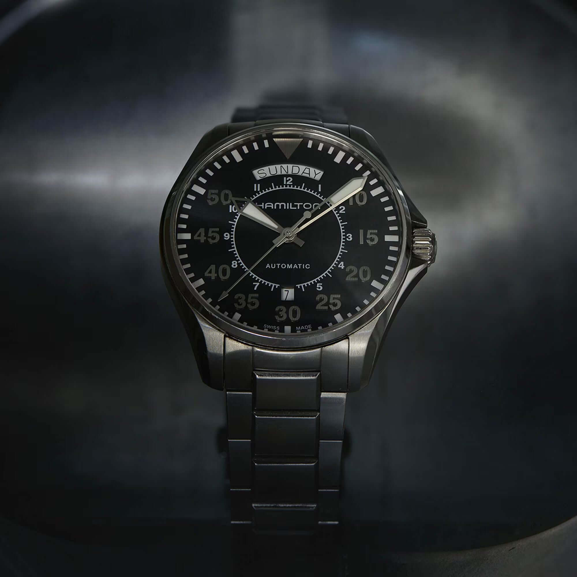 Hamilton Khaki Aviation Day Date H64615135 / Bandiera Jewellers