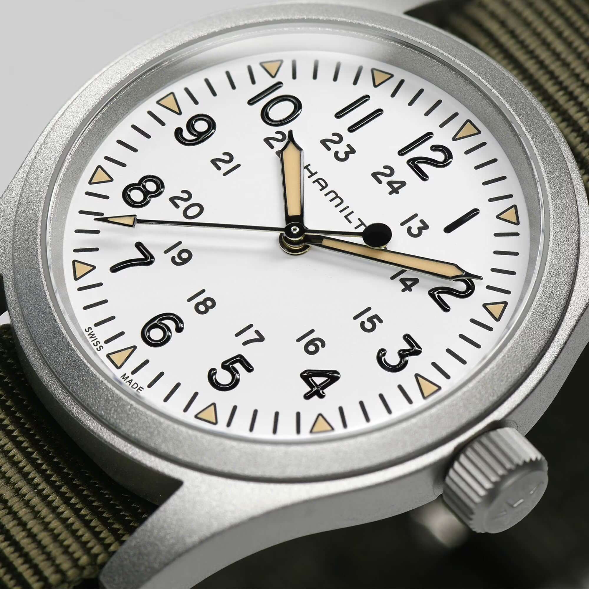 Hamilton Khaki Field Mechanical H69439411 / Bandiera Jewellers