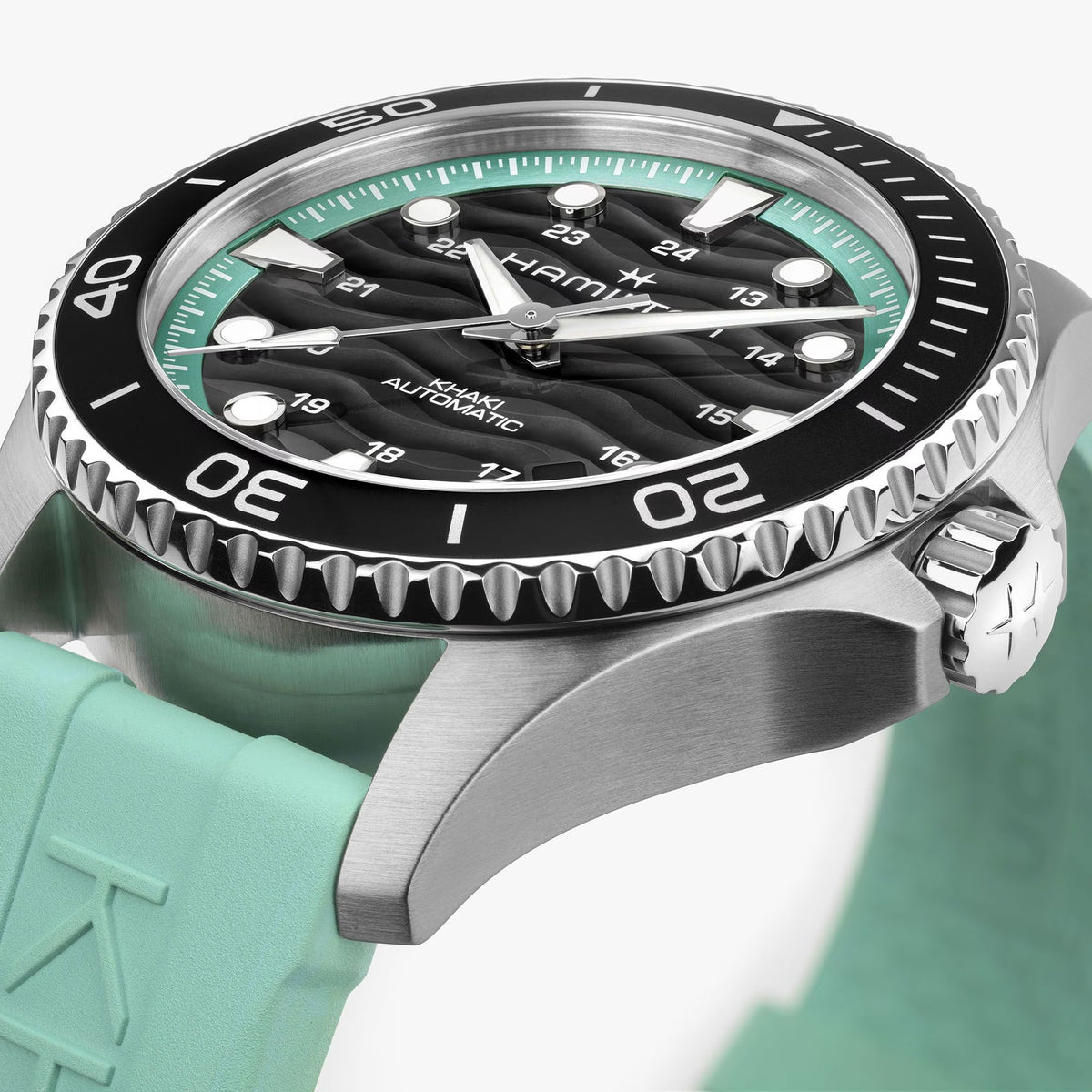 Hamilton Khaki Navy Scuba H82415331