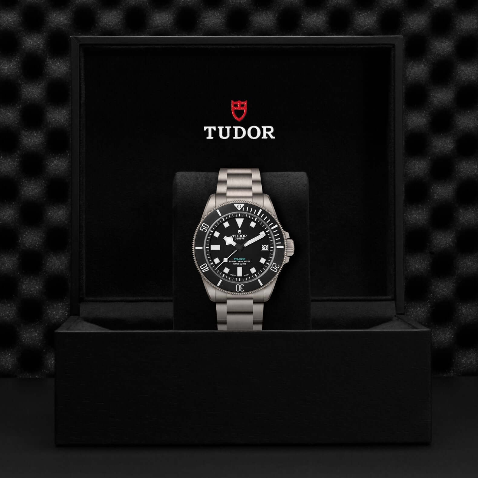 TUDOR Pelagos Ultra M2543C1A7NU-0001 Bandiera Jewellers