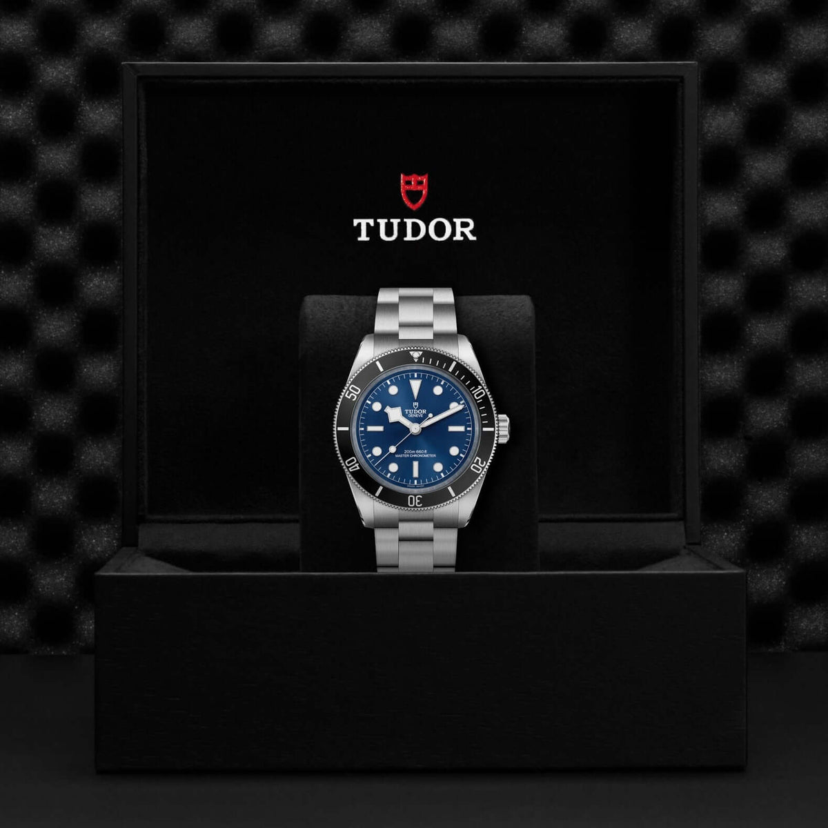 TUDOR Black Bay 68 M7943A1A0NU-0001 Bandiera Jewellers