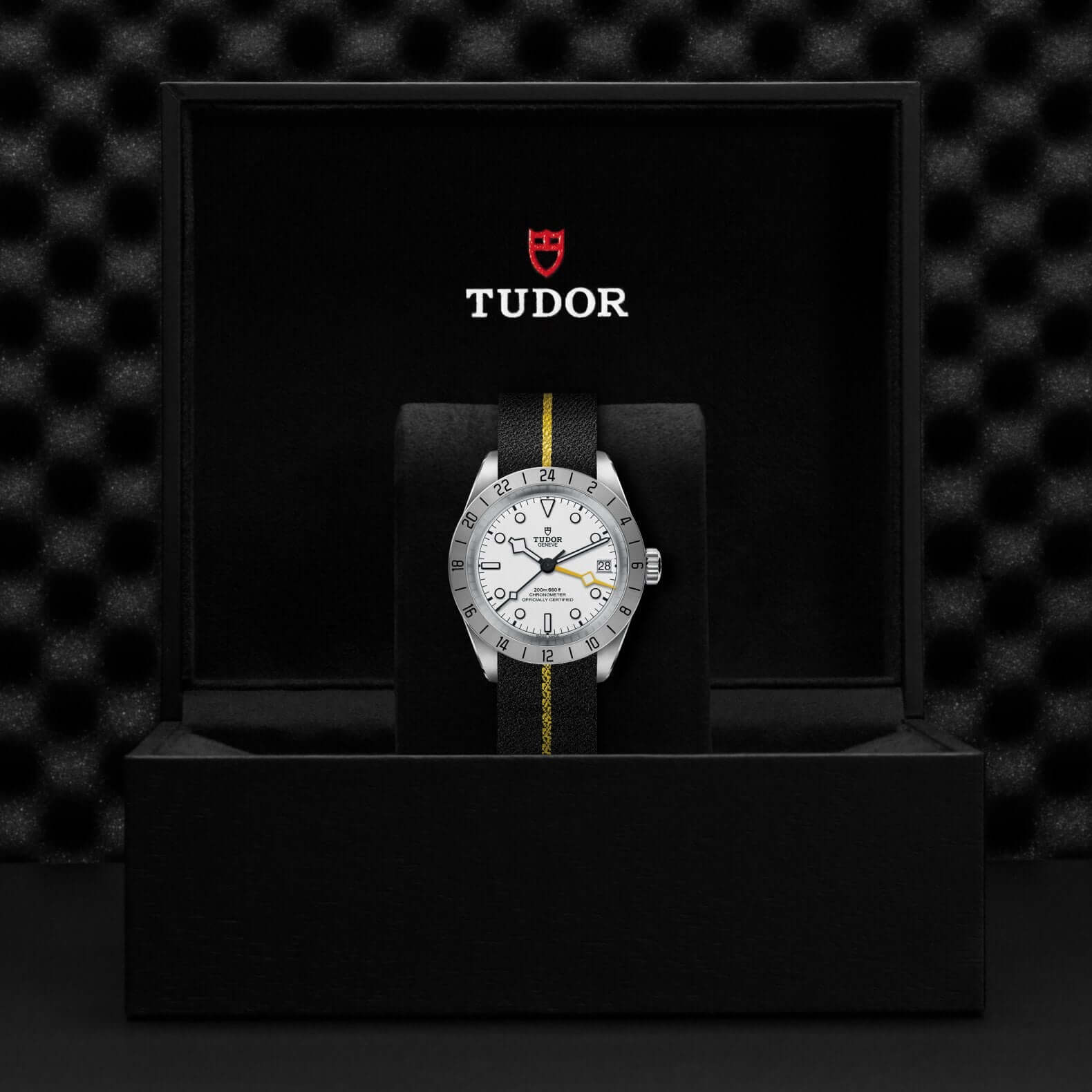 TUDOR Black Bay Pro M79470-0005 Bandiera Jewellers