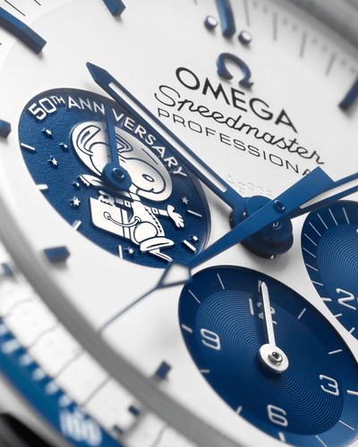 Omega Snoopy Dial