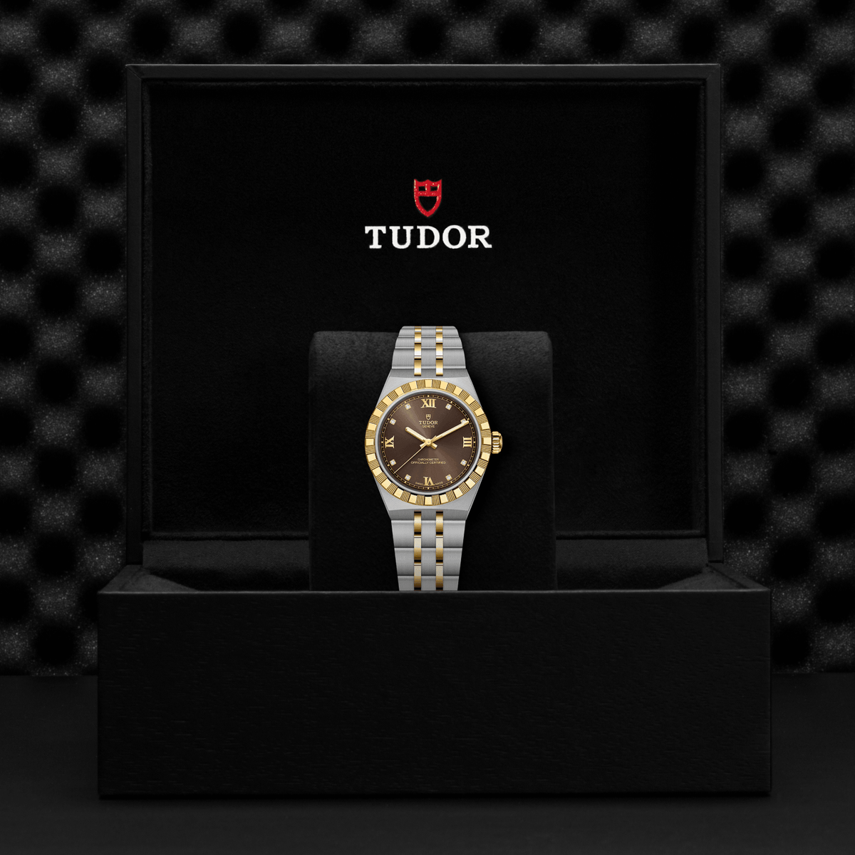 Tudor watch in a black box with the Tudor logo on a dark textured background

Tudor Royal 30mm M2830A1A3-0001 Bandiera Jewellers