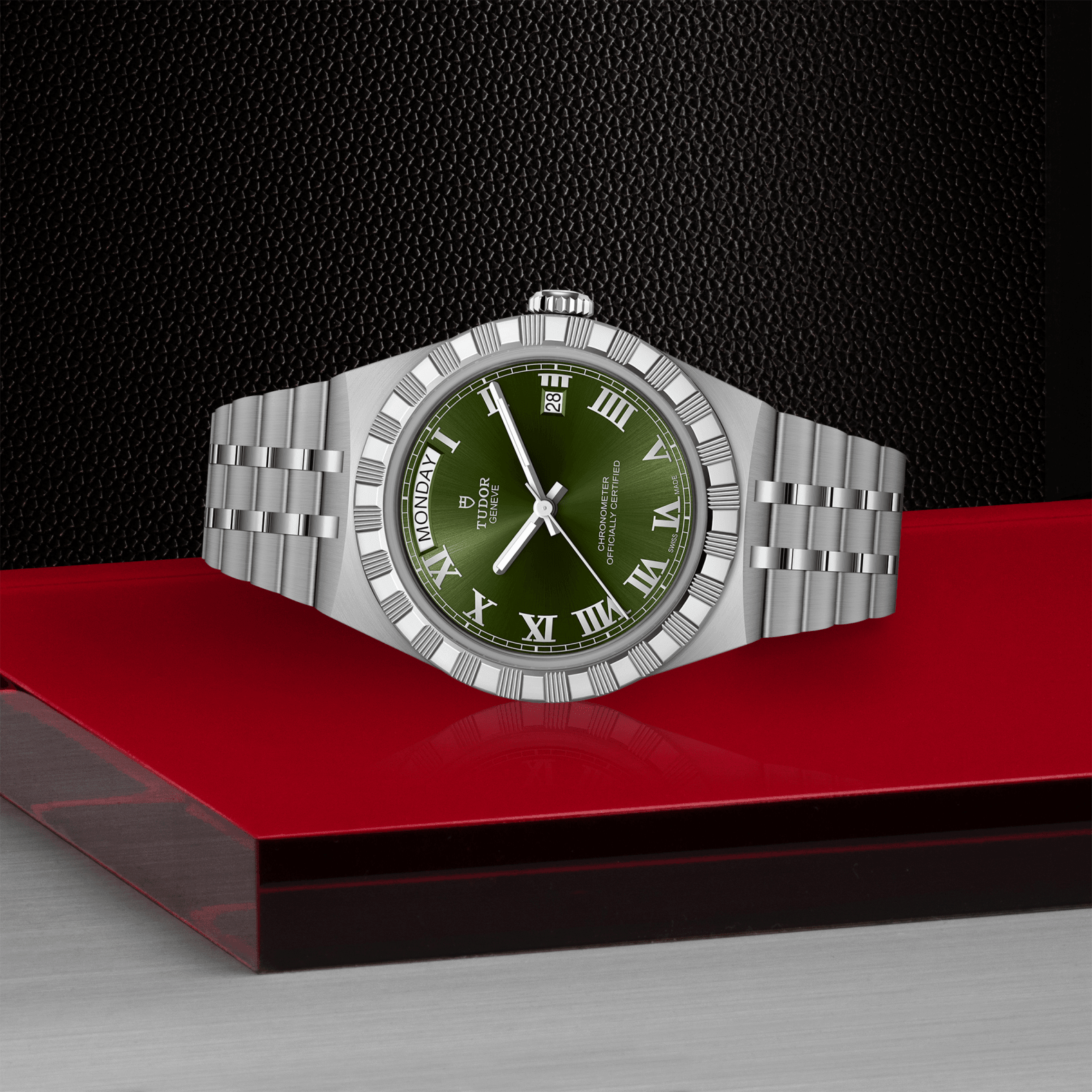 TUDOR Royal 40mm M2840D1A0-0003 Bandiera Jewellers